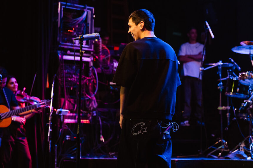 Milo J Niceto ensayo Vélez