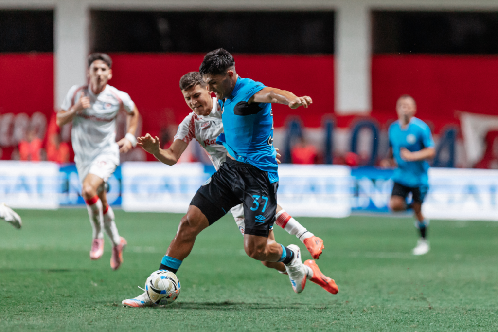 Argentinos Juniors y Belgrano empataron 0-0 en La Paternal por el ...