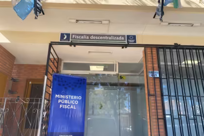 Dictaron la prision preventiva para un hombre por agredir con un hacha a su exmujer en Rio Negro