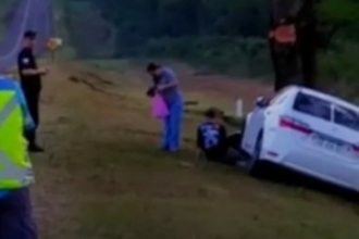 Misiones choco contra un arbol y manejaba con un alto indice de alcoholemia