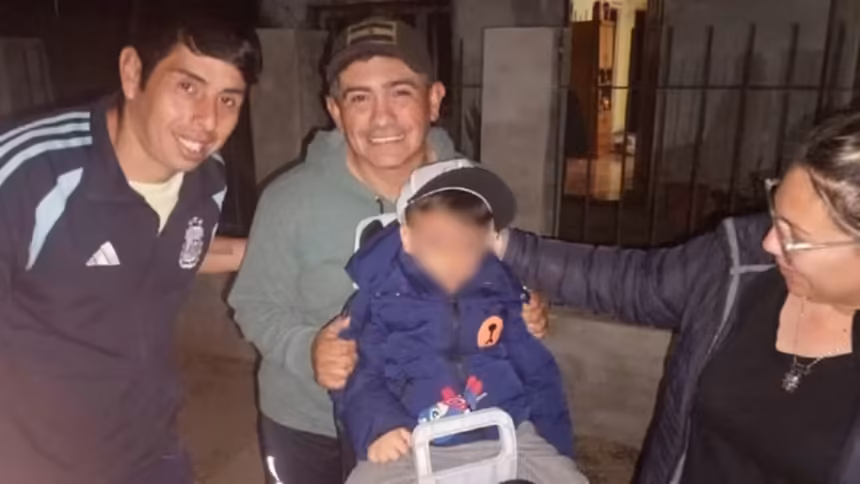 Un nene de 2 anos se trago una moneda se asfixio y tres vecinos lo rescataron antes de que llegara la ambulancia