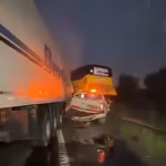Campana un choque multiple entre un micro una camioneta y un camion genero serias demoras en la Ruta 9