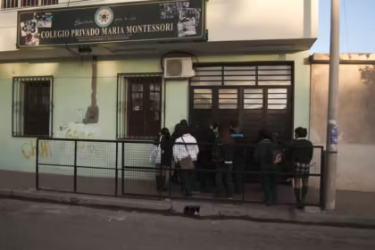 Catamarca una alumna recibio una descarga electrica dentro de una escuela