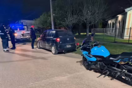 Dos jovenes corrian picadas ilegales y le secuestraron el auto en Mar del Plata
