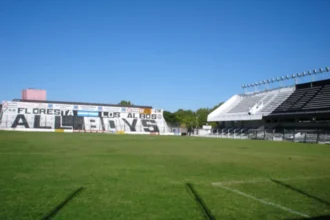 El Gobierno aplico cuatro anos de prohibicion a nueve hinchas por los destrozos en All Boys y Godoy Cruz