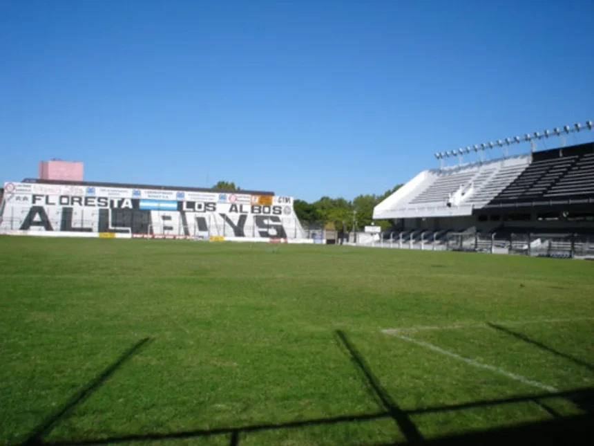 El Gobierno aplico cuatro anos de prohibicion a nueve hinchas por los destrozos en All Boys y Godoy Cruz