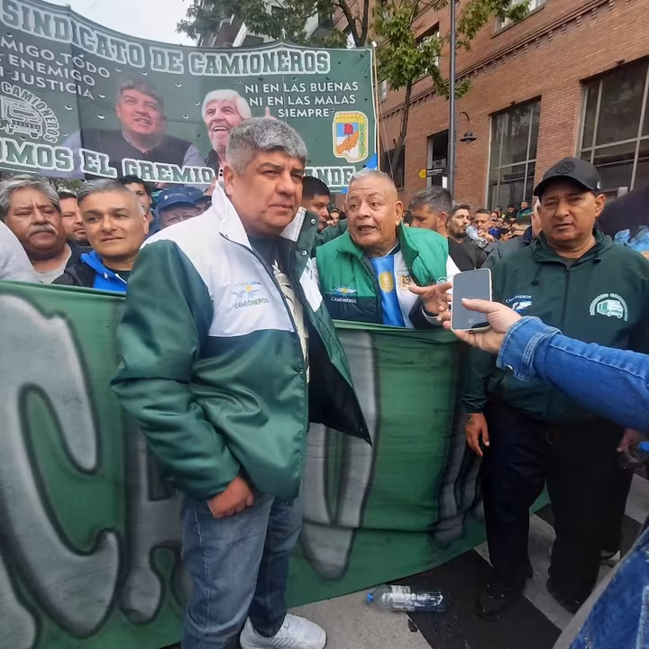 Enfermera a juicio por robar vacunas en pandemia para el sindicato de camioneros