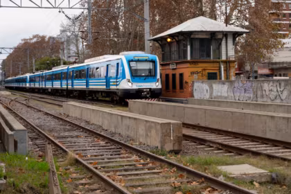 Gerli una persona fue arrollada por una formacion del tren Roca y el servicio funciono con demoras