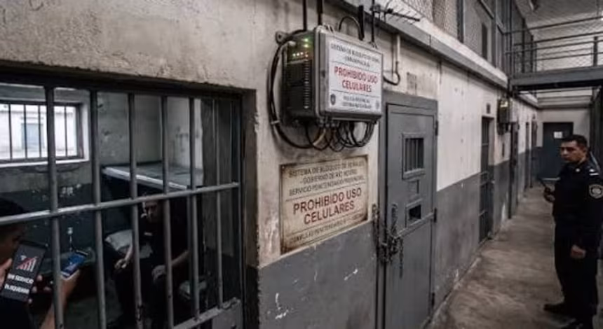 Mendoza imputaron a los dos reclusos que habian tomado como rehen a un guardia