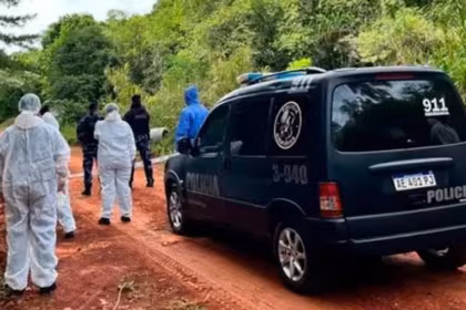 Misiones encontraron muerta a una pareja dentro de un auto