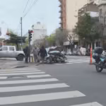 Persecucion de pelicula y choque en Constitucion dos detenidos