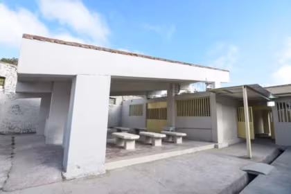 Presos tomaron de rehen a un penitenciario en el penal Boulogne Sur Mer