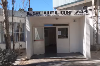 Puerto Madryn allanaron a un alumno por crear con IA una serie porno anime con las caras de sus companeras