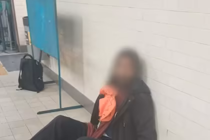 Tenia seis antecedentes por atentados y fue detenido por pegarle un cachetazo a un policia en el subte