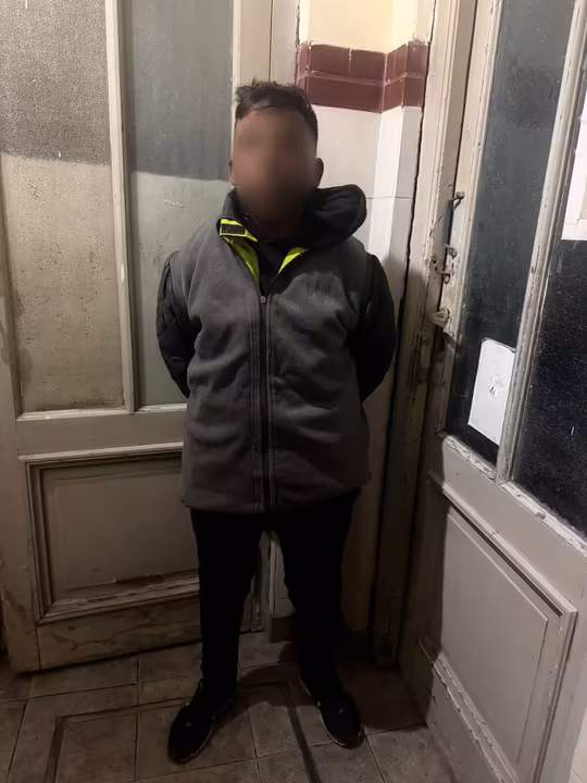 Tiene 13 antecedentes quiso robar un departamento y fue detenido en Monserrat