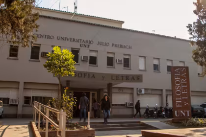 Tucuman la Policia investiga denuncias de amenazas e ingresos de agentes a la UNT