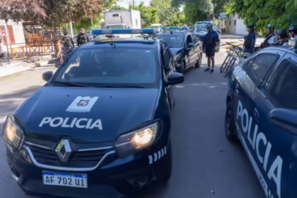 Una denuncia por violencia de genero derivo en la detencion de cuatro hombres y el secuestro de armas en Mendoza
