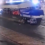 Una joven murio atropellada por el acoplado de un camion en el Mercado Central