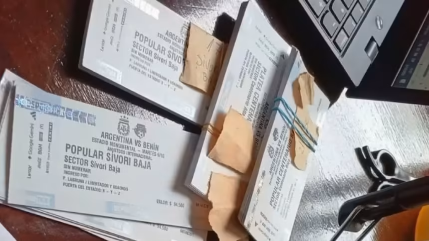 Vendian tours desde Misiones para la despedida de Messi y promocionaban las entradas por TV cayeron al salir del Monumental